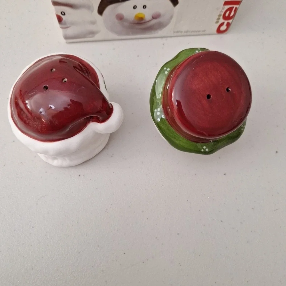 Vtg The Cellar Snowman Salt and Pepper Shakers Ceramic Christmas w/ Box